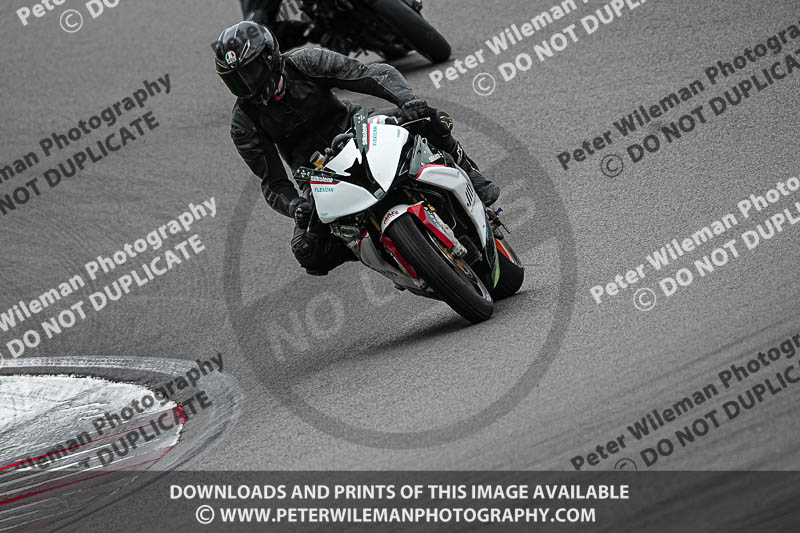 donington no limits trackday;donington park photographs;donington trackday photographs;estoril;event digital images;motorbikes;no limits;no limits trackdays;peter wileman photography;portugal;trackday;trackday digital images;trackday photos